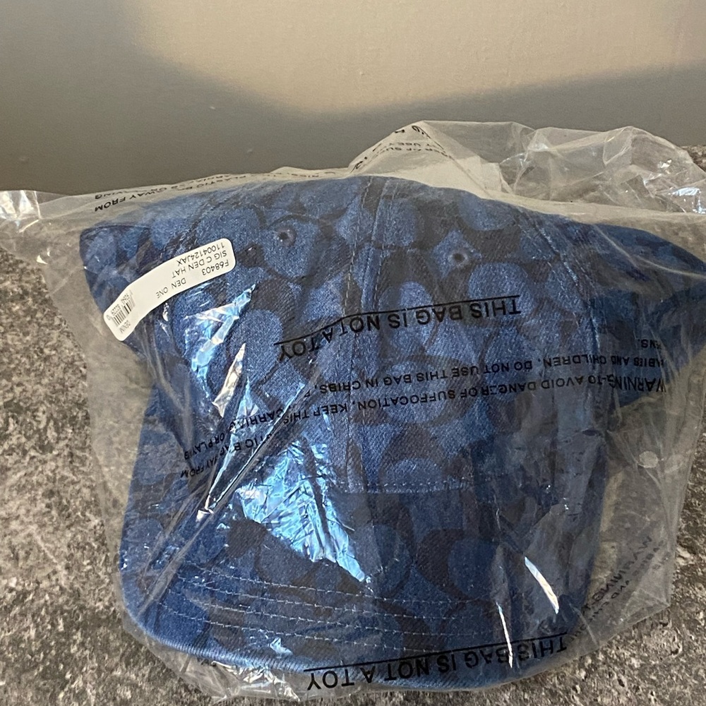 Authentic Coach baseball cap - Picture 3 of 4